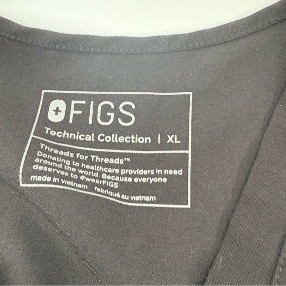 Figs Women’s Black Scrub Set Zamora Joggers Catarina Large - Picture 5 of 7